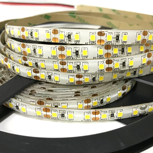 Hvordan løser oppvarmingsproblemet for led stripelys?